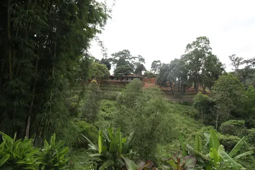 边龙村山坡远眺