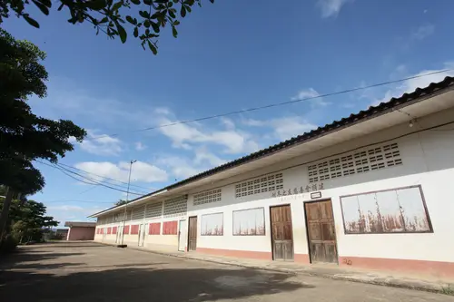 平房教室与展板